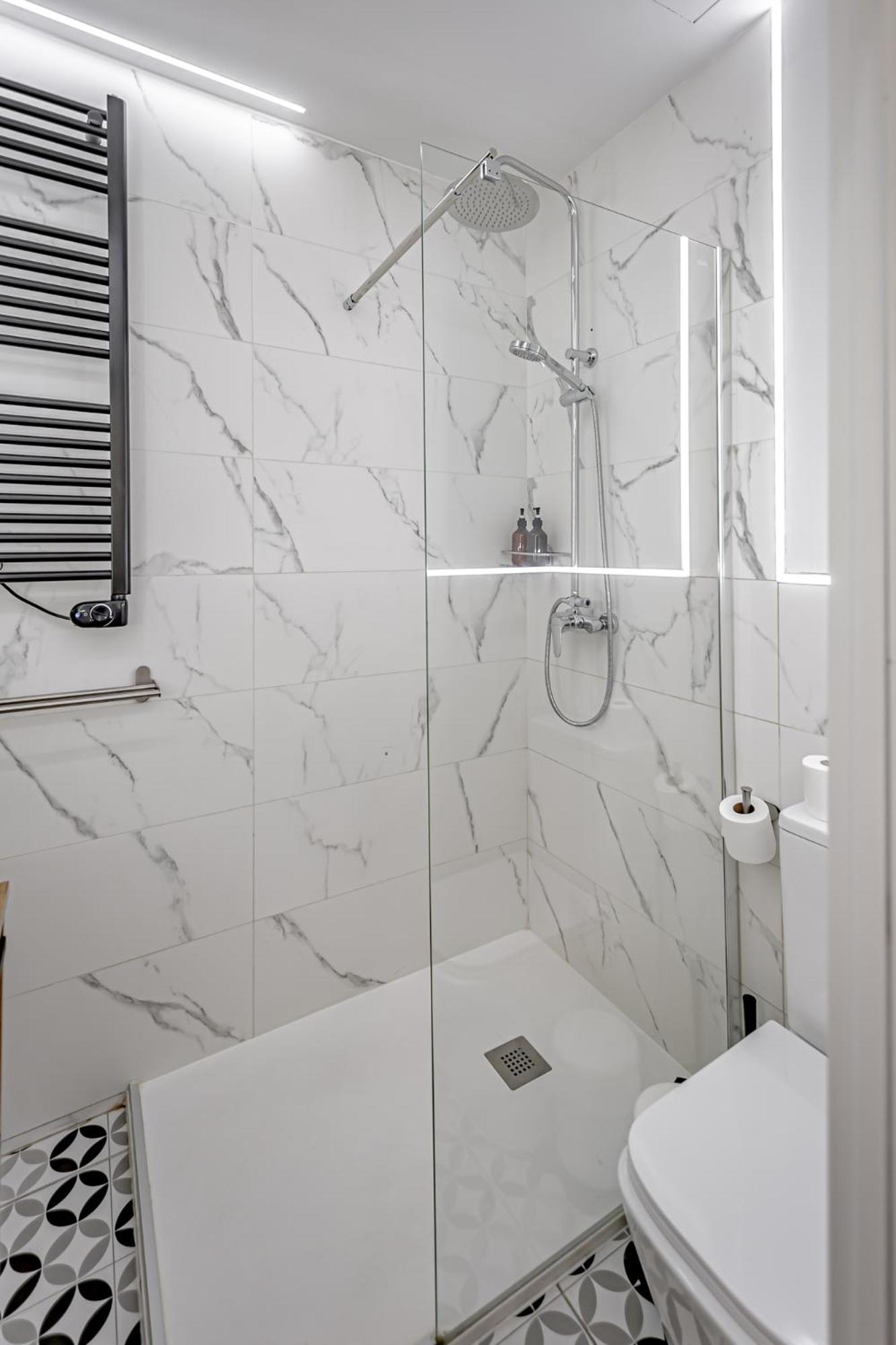Apartamentos Estrecho Madrid Pokoj fotografie